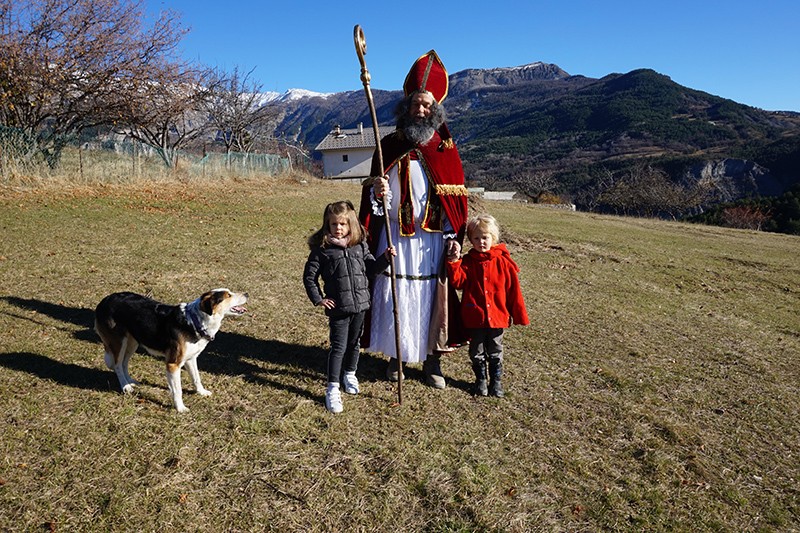 Le village et ses toits traditionnels, 2018
